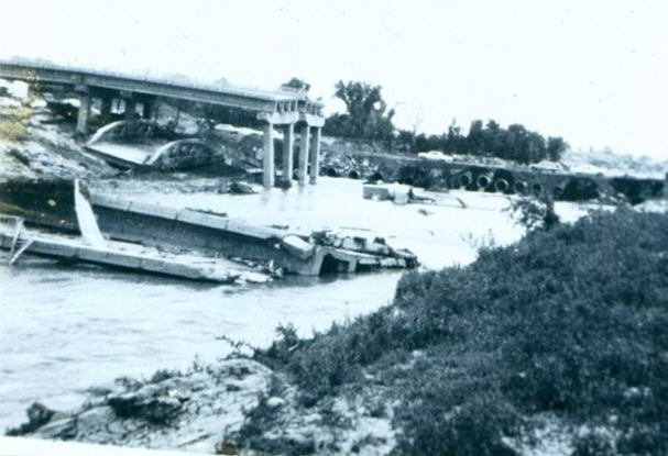 US 285 Bridge after 1965 Platte River Flood